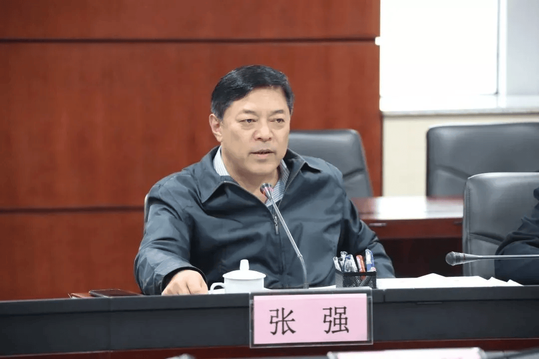 皇冠体育
_在担任珠海市公安局局长、市委政法委书记等职务期间皇冠体育
,张强非法收受他人财物,数额特别巨大