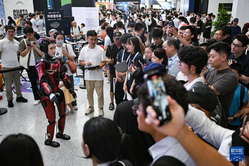 皇冠皇冠信用网会员注册_在世界人工智能大会 感受科技之美