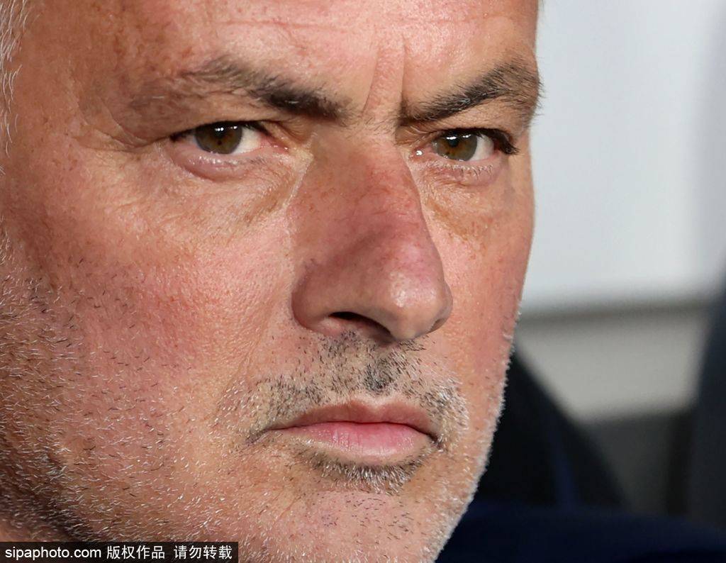 怎么开皇冠信用
_穆里尼奥的逆袭:C罗前队友助费内巴切翻盘晋级欧冠附加赛