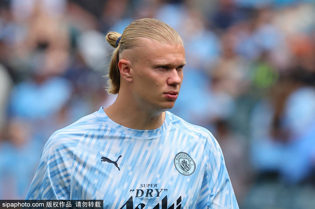 皇冠信用网代理如何注册_观战台：利物浦打响英超揭幕战 曼联枪手锋线天团火拼