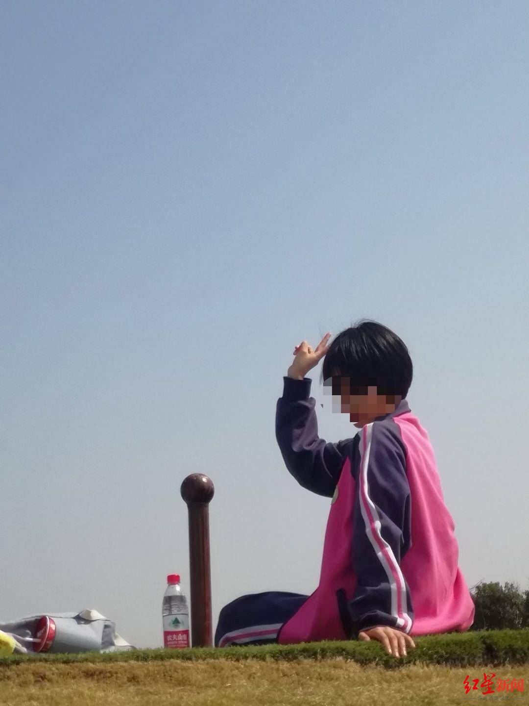 皇冠信用盘登1_高一女生军训第四天倒地后死亡皇冠信用盘登1,家属:她以前在篮球队,体质不差