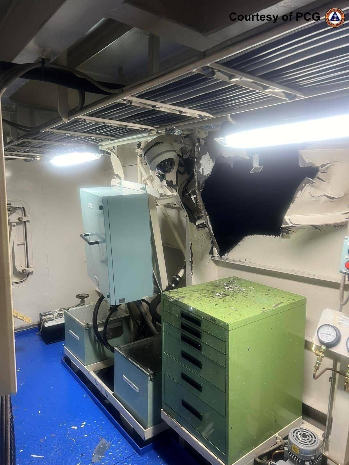 皇冠信用网怎么申请_菲律宾坐滩舰官兵饿的受不了皇冠信用网怎么申请，抢劫中国渔船，菲军真的在准备打仗