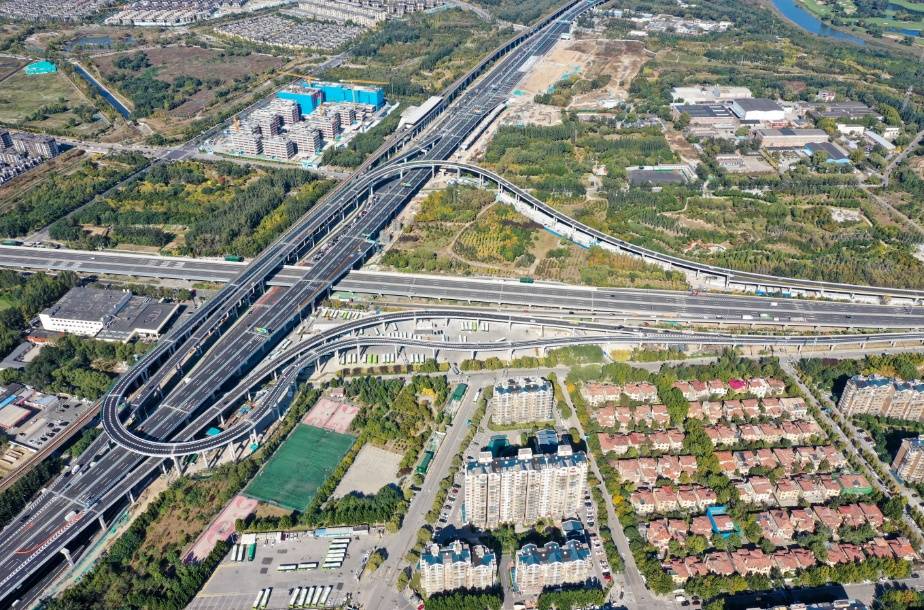 皇冠信用网登陆网址
_8分钟进五环、11分钟达四环皇冠信用网登陆网址
!北京多条道路即将通车——