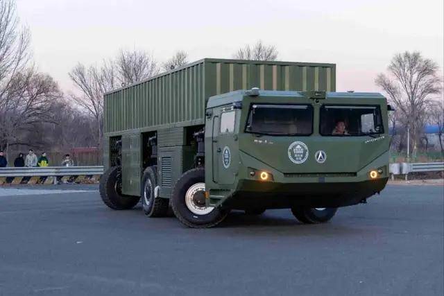 皇冠ag mos011
_全球独一份皇冠ag mos011
,中国洲际导弹车为啥要“横着走”?这里面真有大讲究