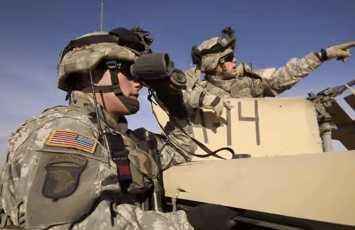 皇冠体育官网_突发大事！特朗普态度发生转变皇冠体育官网，五角大楼发令，大批美军深夜集结待命