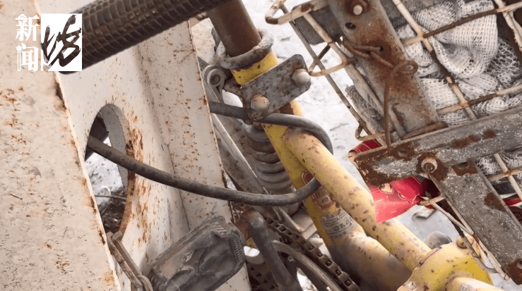 皇冠信用網正网_上海一小区车位被长年霸占！居民窝火皇冠信用網正网，物业却不敢动……危险！