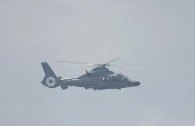 皇冠信用网代理申条件_面对菲海警的驱逐皇冠信用网代理申条件，中国侦察船不语，舰载机起飞，直接4个字定性