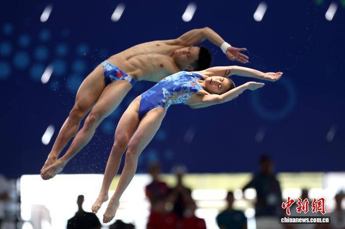 皇冠登3代理申请_世锦赛：中国跳水日入两金 李冰洁400米自由泳摘银