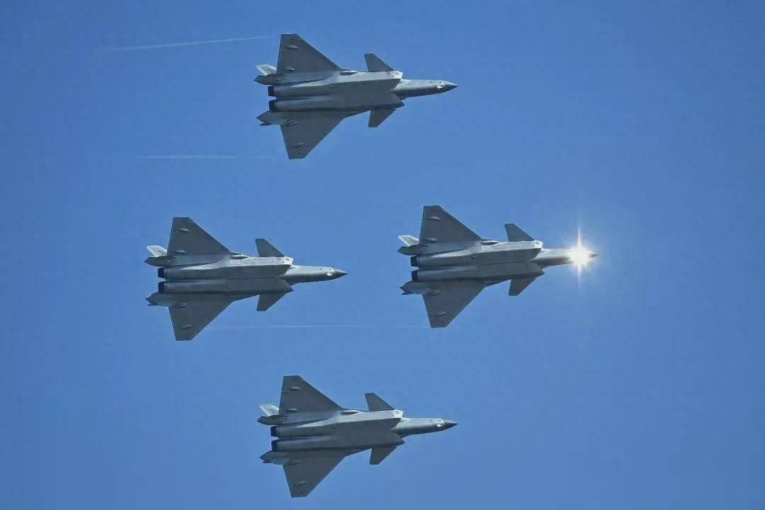 皇冠信用網在线开户_首度公开皇冠信用網在线开户！歼-9开创先河