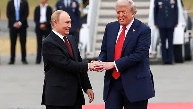 皇冠信用盘结算日是哪天_特朗普：中俄是“天然敌人”皇冠信用盘结算日是哪天！俄会背刺中国吗？三个铁证说清真相