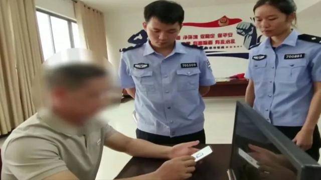 斯托克城vs布拉德福德_广西男子一口气花38.8万元买了40台手机斯托克城vs布拉德福德，民警很快找上门……