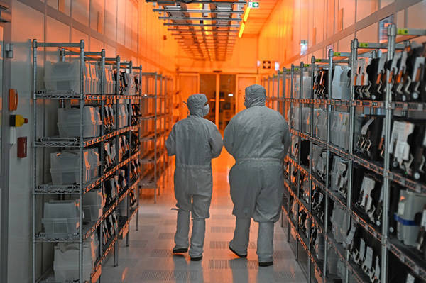 皇冠信用代理流程_荷兰分析人士：安世半导体事件表明皇冠信用代理流程，欧洲夹在中美之间无能为力